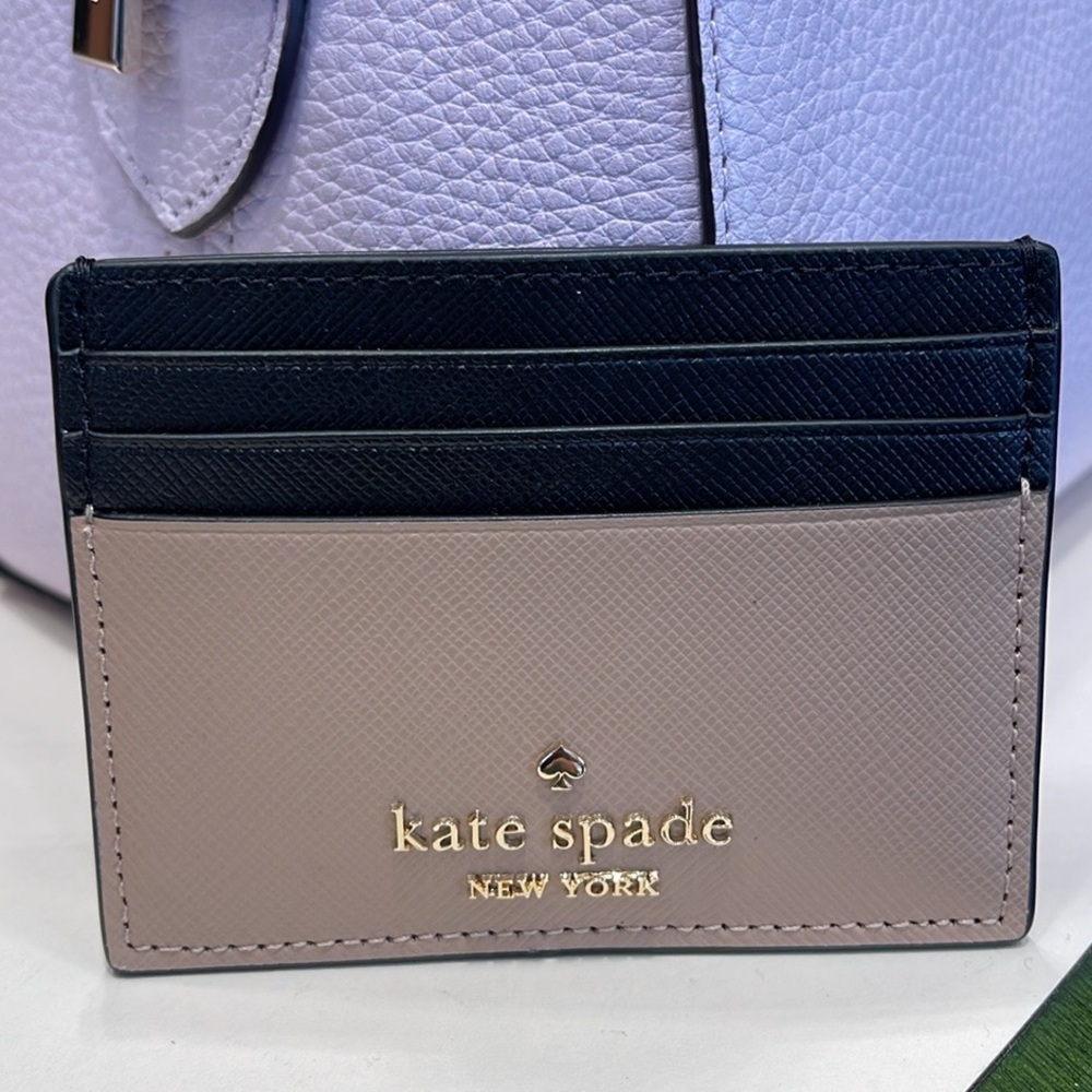 Kate Spade Madison Small Slim Card Holder
Toasted Hazelnut Multi 
NWT